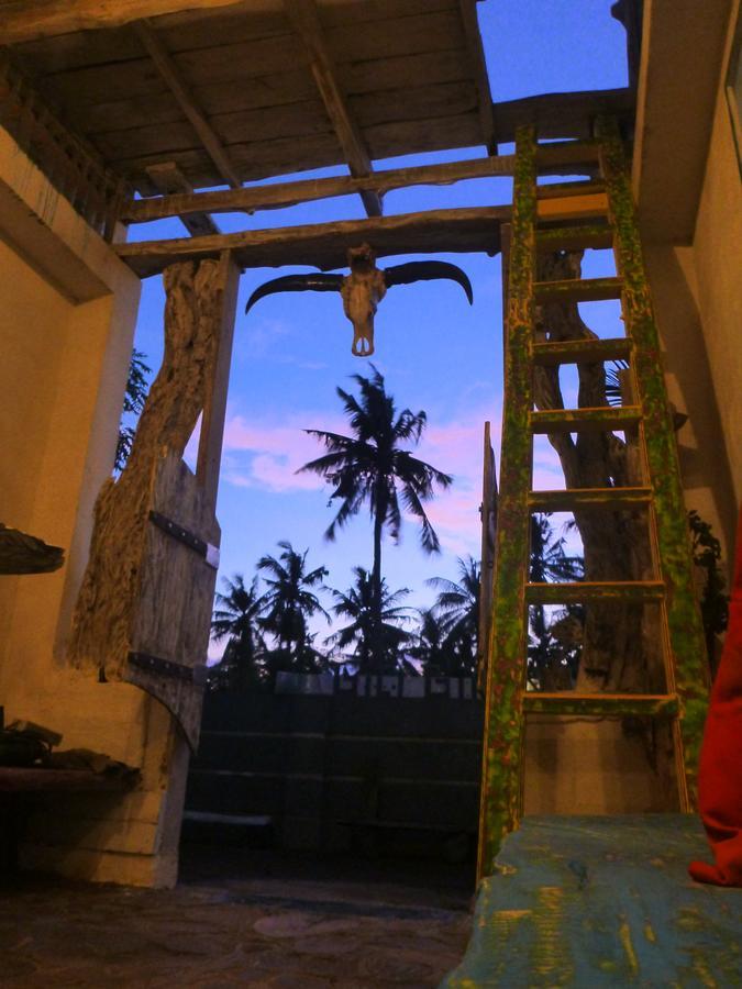 Gipsy Backpackers Hostel Gili Trawangan Exterior foto