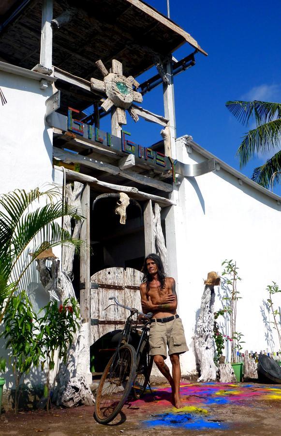 Gipsy Backpackers Hostel Gili Trawangan Exterior foto